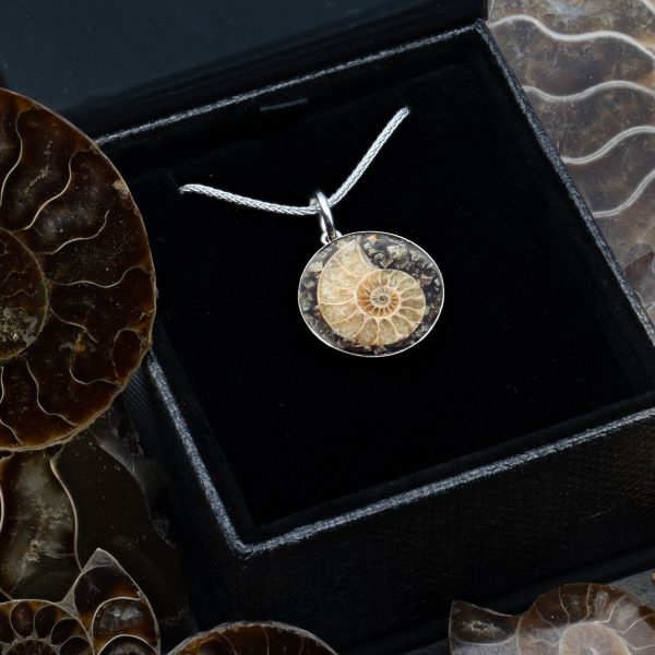 Ammonite Inlay Necklace Discount - Image 3